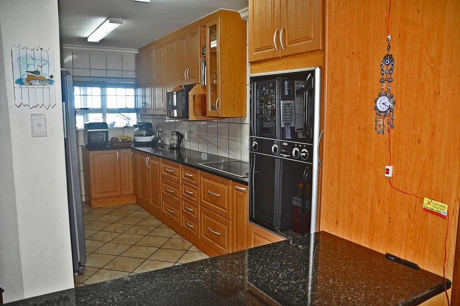 5 Bedroom Property for Sale in Tergniet Western Cape